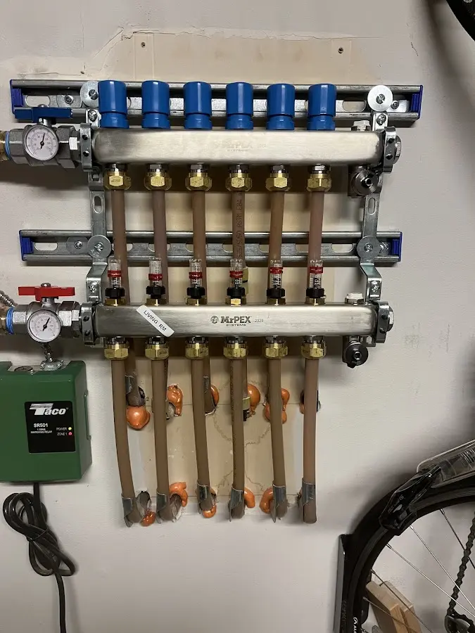 Plumber performing Leak Detection at a residential property in Temescal Valley